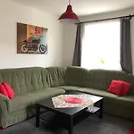 Apartman Mirror