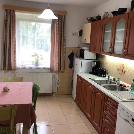 Διαμέρισμα Mirror *