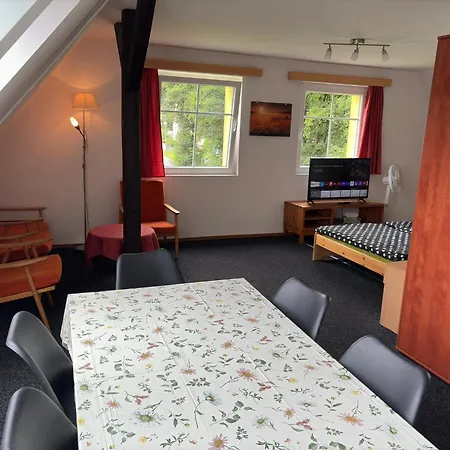 Mirror Διαμέρισμα Krásná Lípa